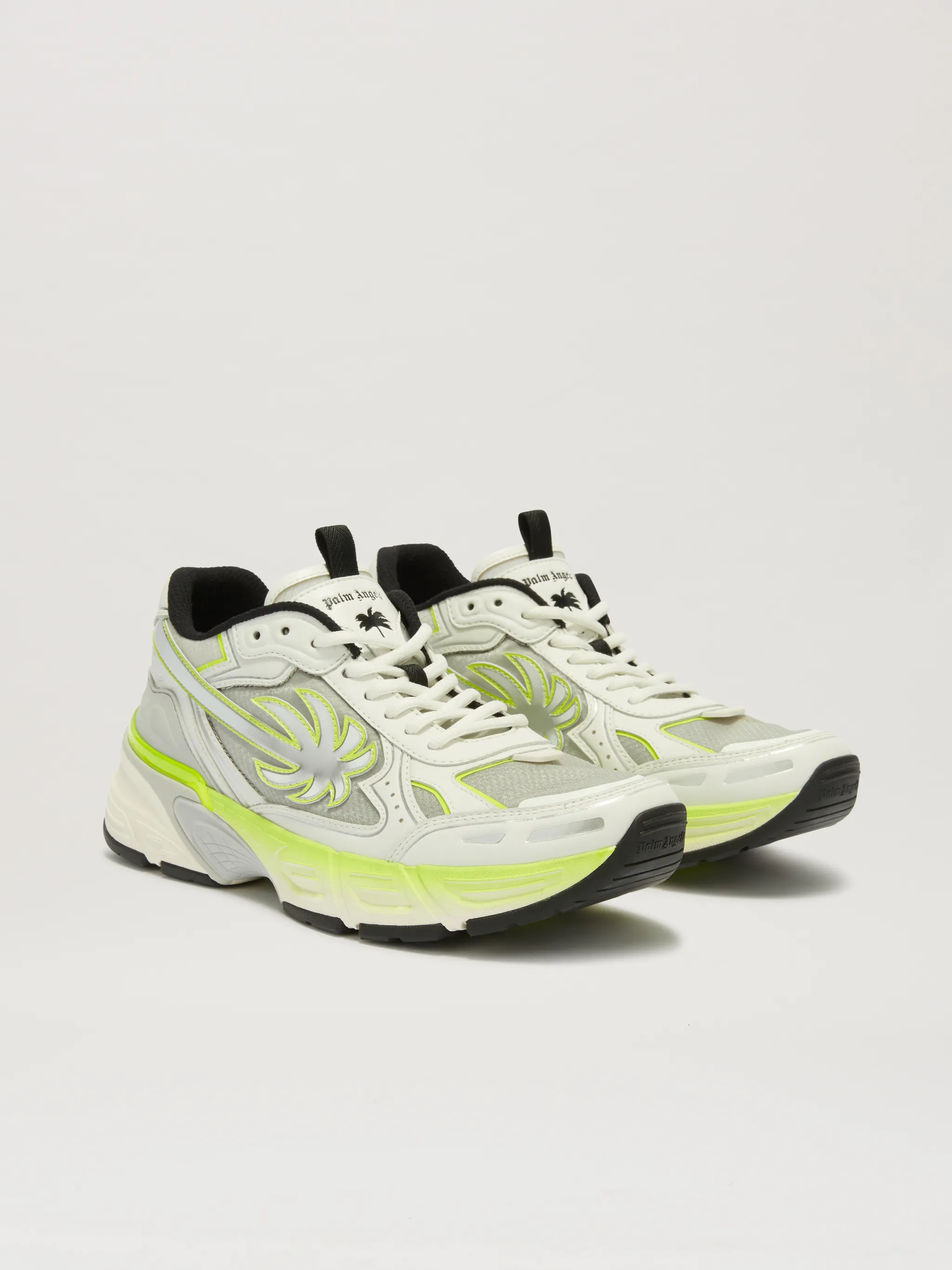 PA 4 Fluo 运动鞋