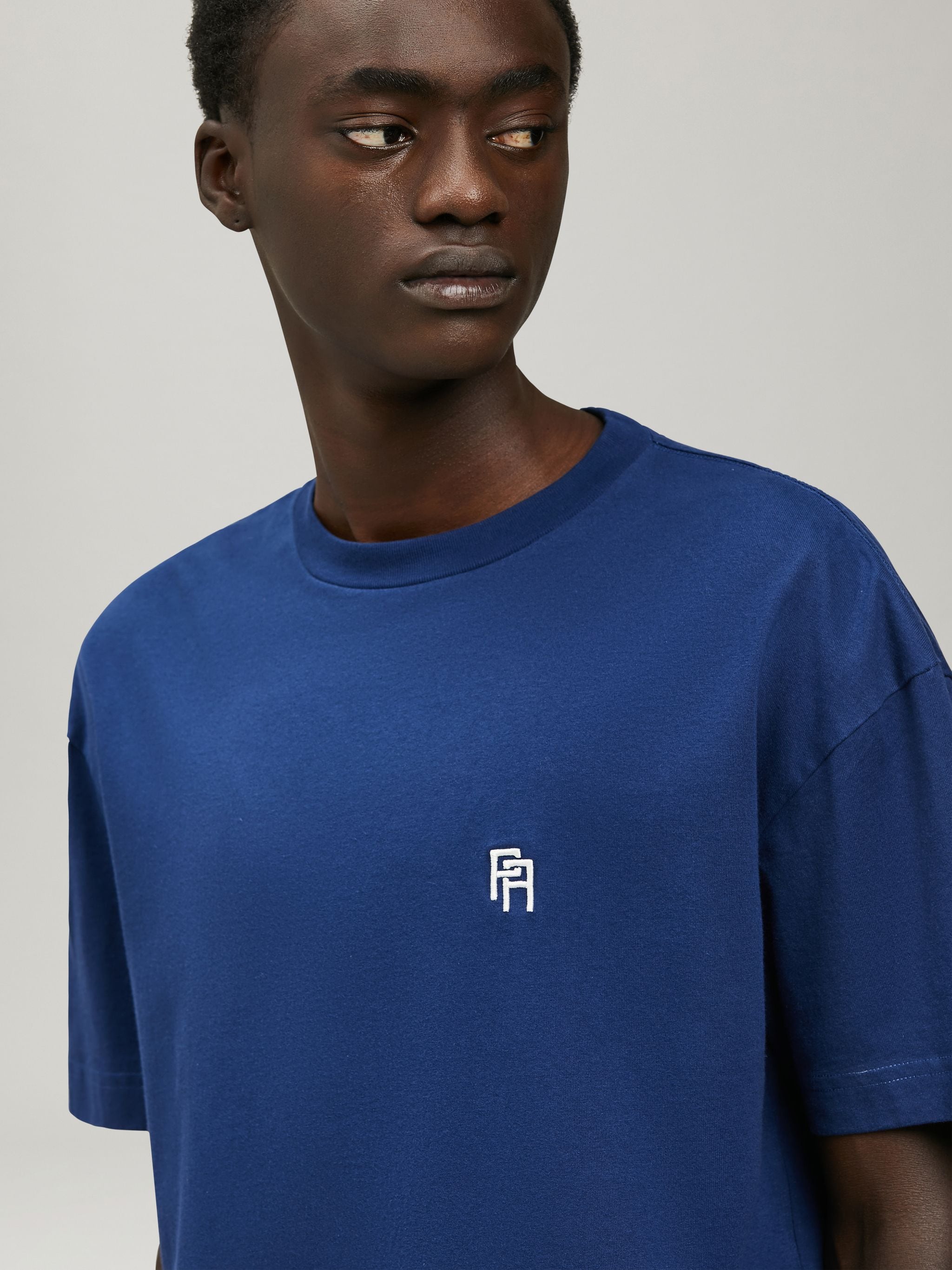 PA EMBROIDERED T-SHIRT