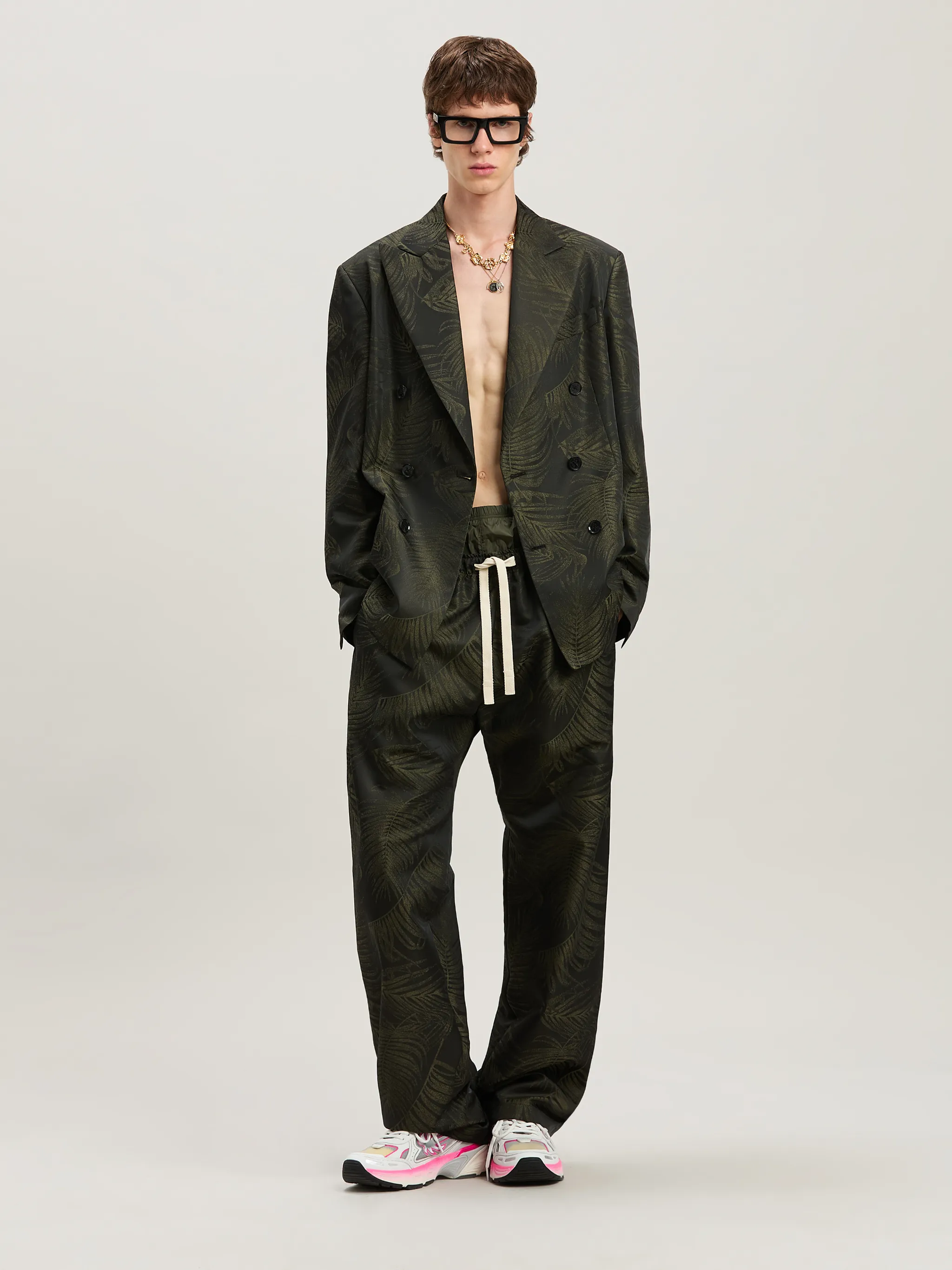 Palm jacquared blazer