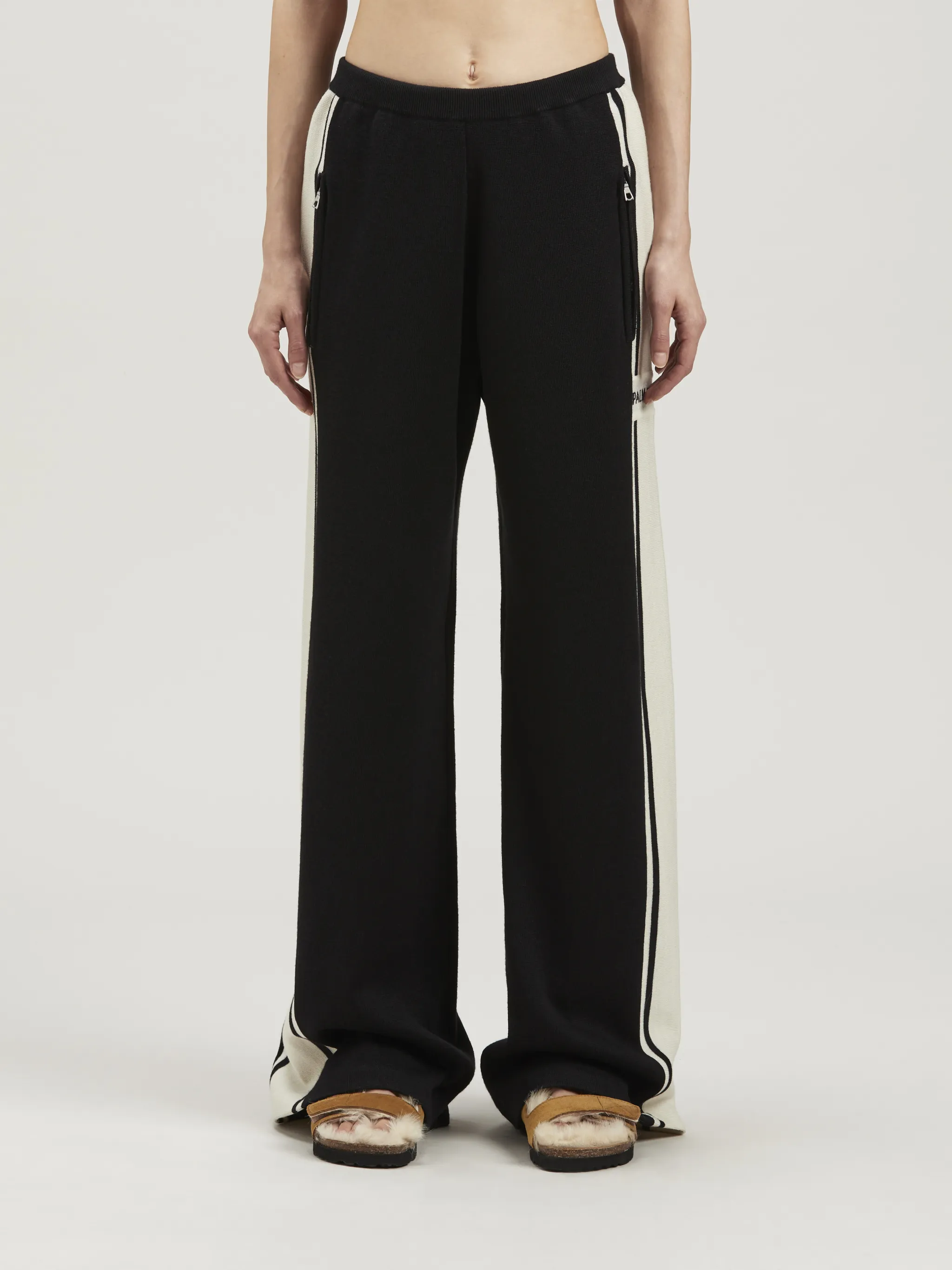 パンツ PALM ANGELS WOMEN Racing Knit Track Pants Black/Butter Racing Knit Track Pants in black - Palm Angels® Official