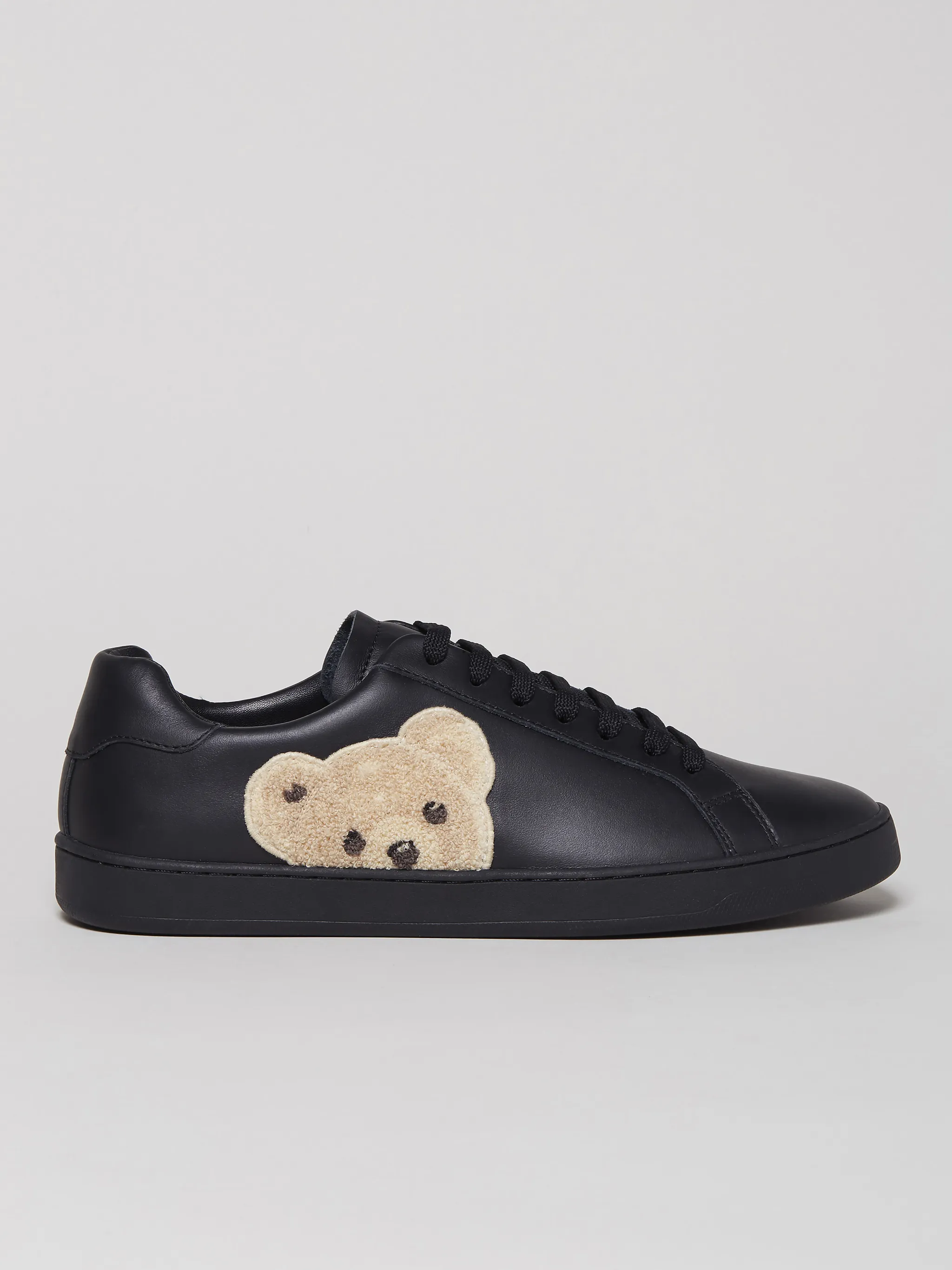 Sneakers Room - Footwear \u0026 Streetwear