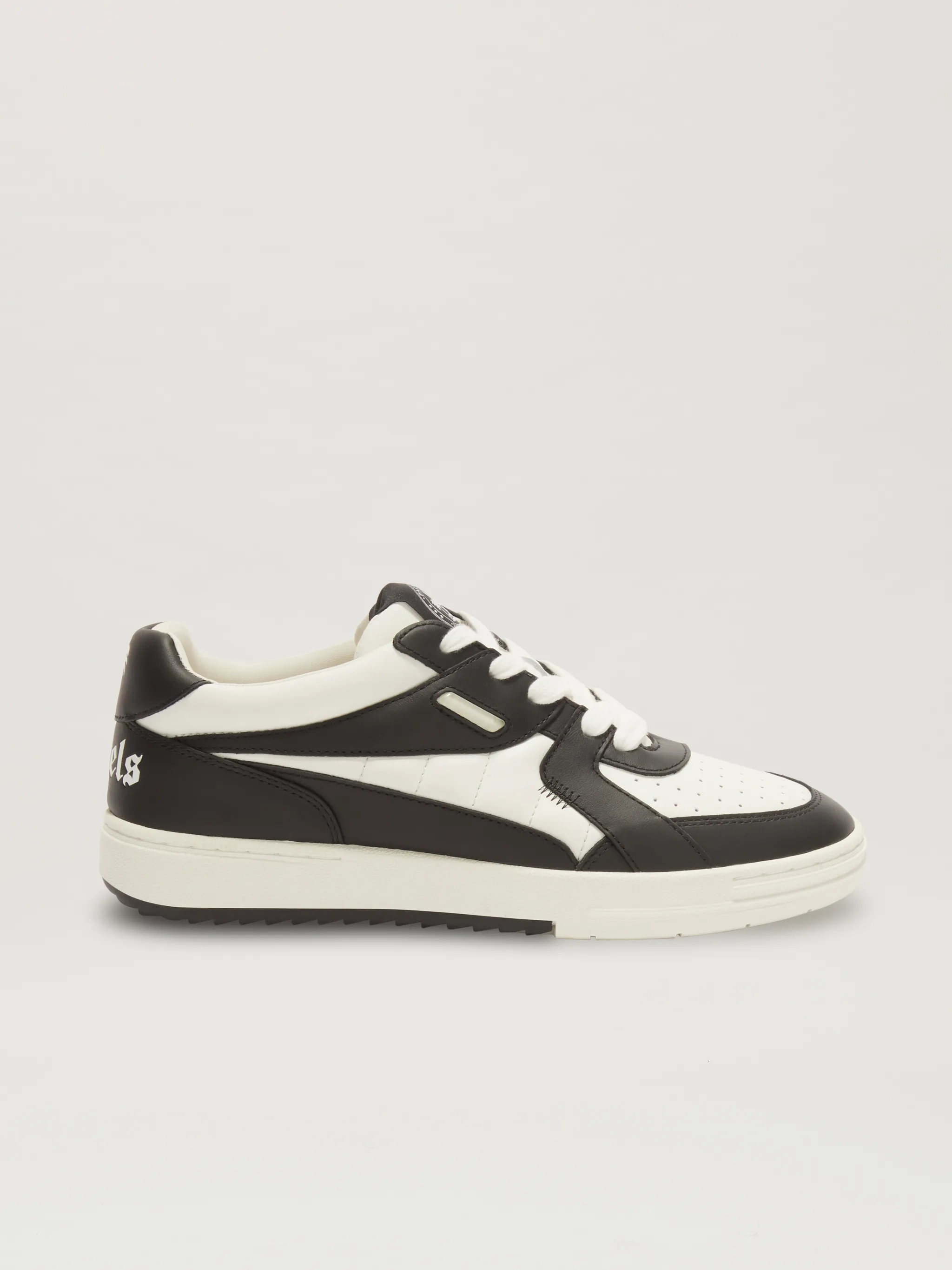 Sneakers University