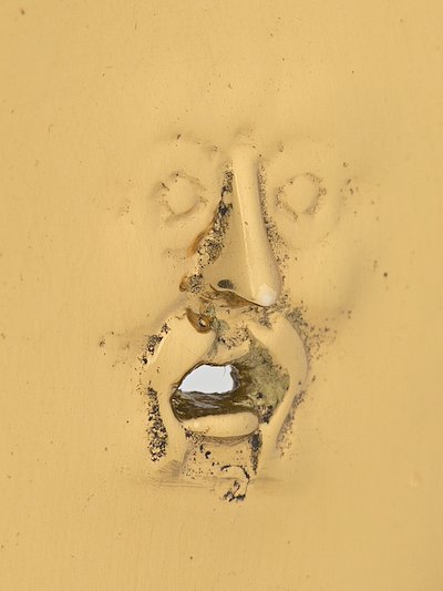 Patou Antic Face Earrings Gold Modes Patou Antic Face Earrings Gold Modes