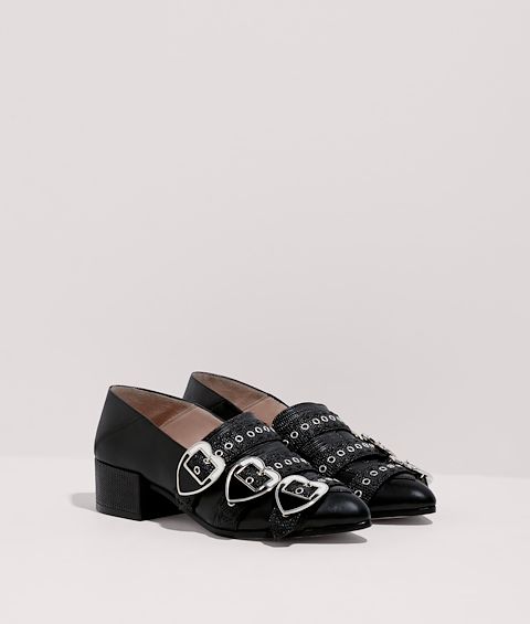 Elenoire Love