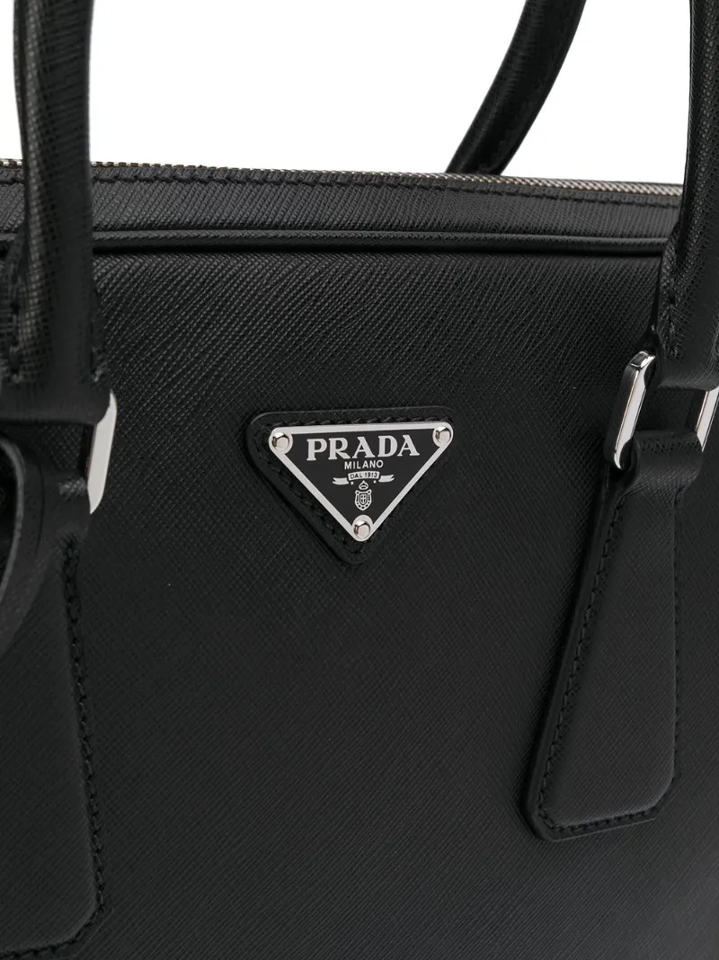 Borse da uomo Prada. Le proposte della maison per la p/e 2014