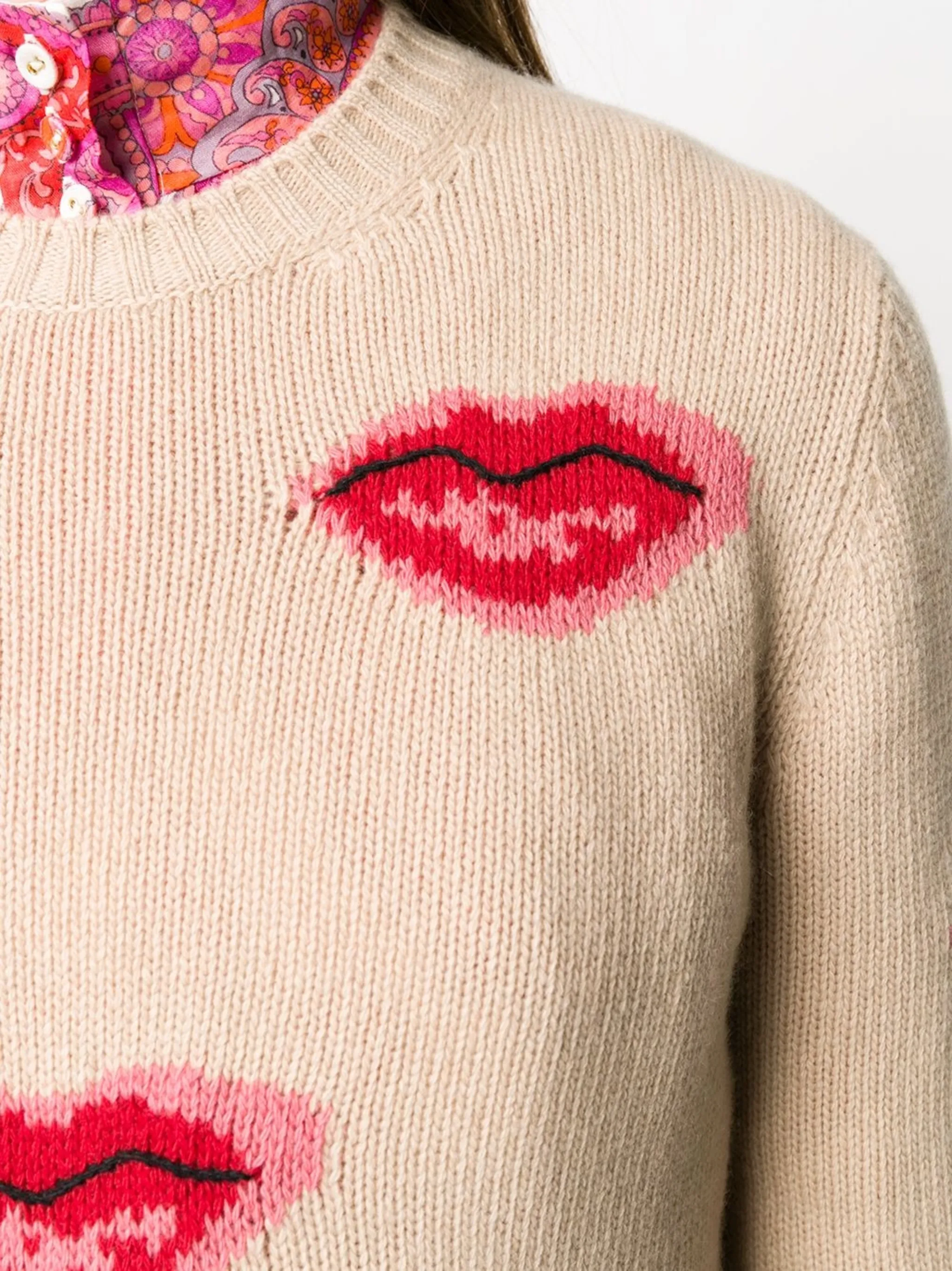 Sweater with lips print cheap