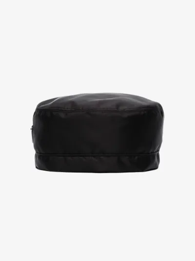 prada beret