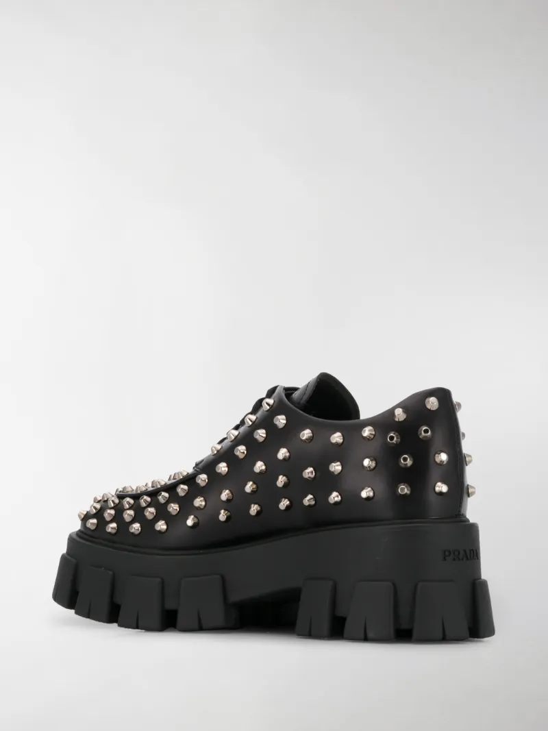 scarpe prada con borchie