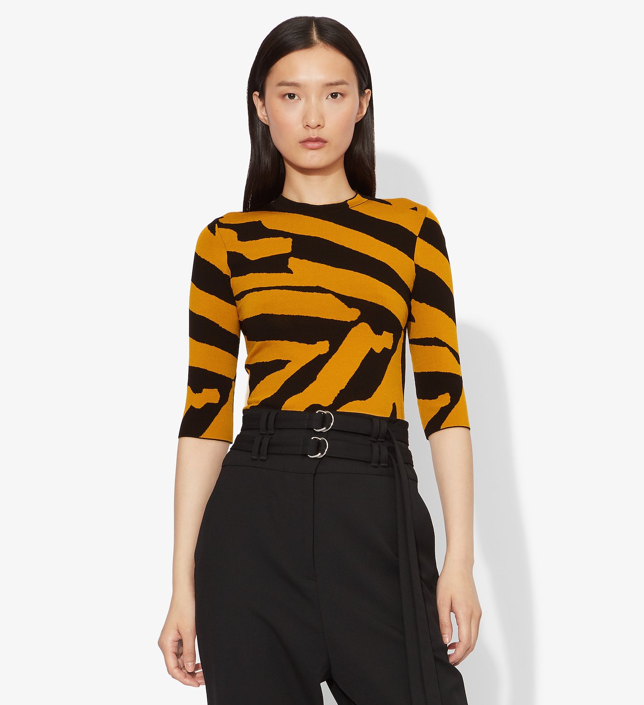 Abstract Animal Print Jacquard Short Sleeve Crewneck Top