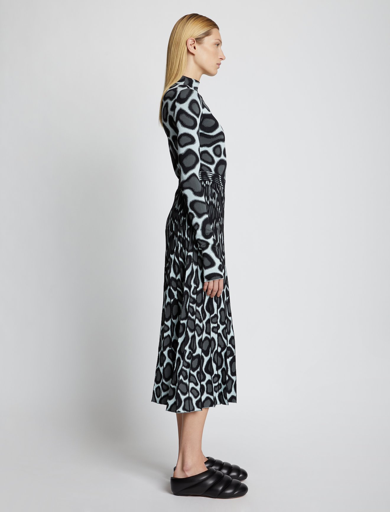 Animal Jacquard Knit Pleated Skirt #1
