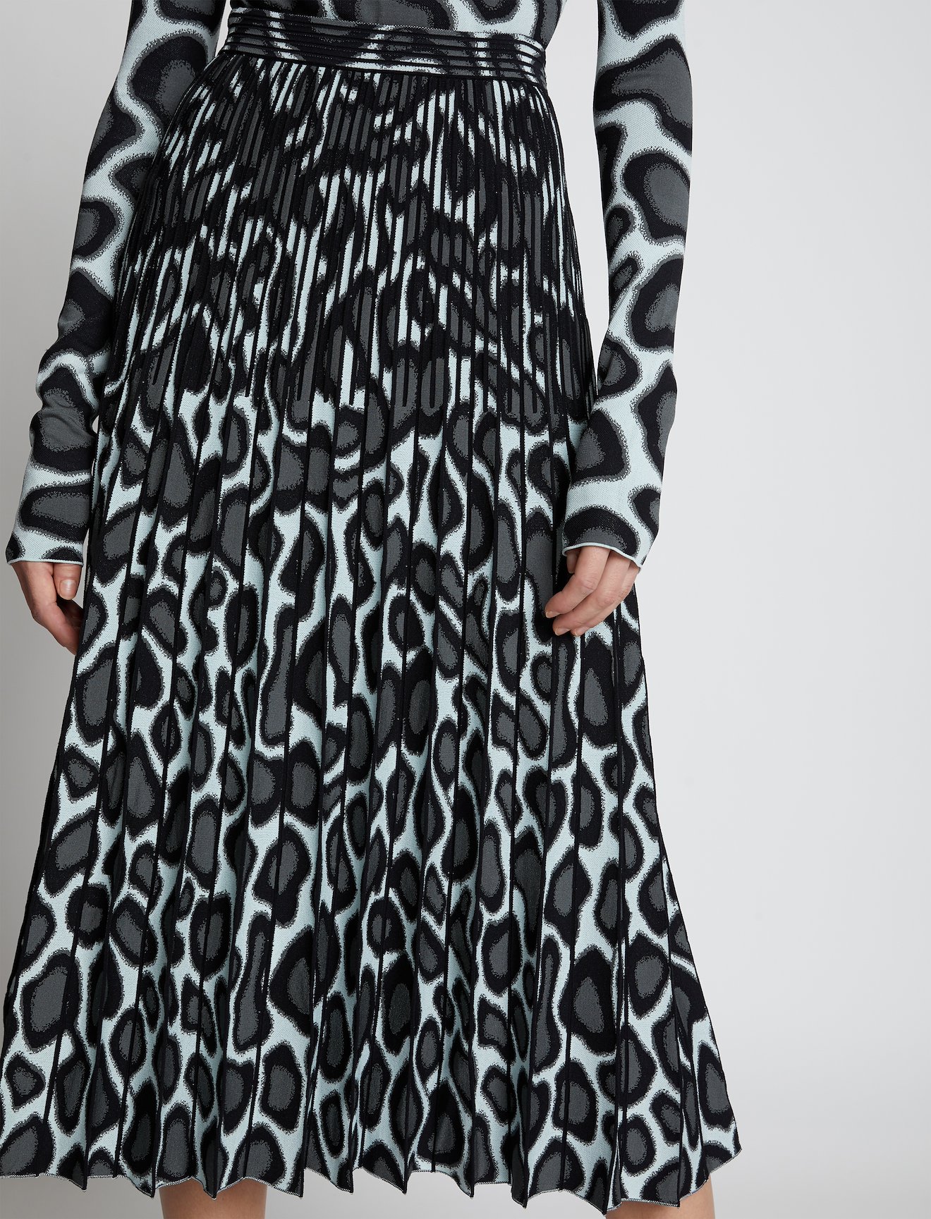 Animal Jacquard Knit Pleated Skirt #3