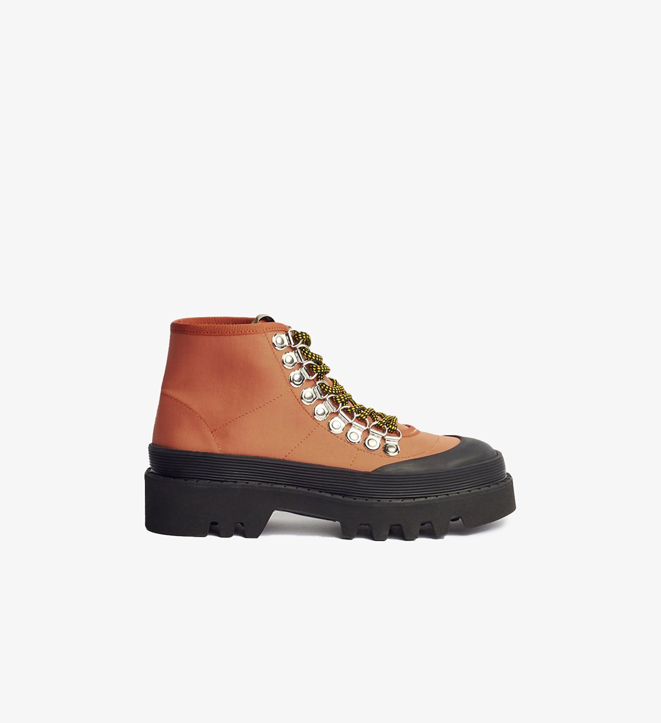 City Lug Sole Boots
