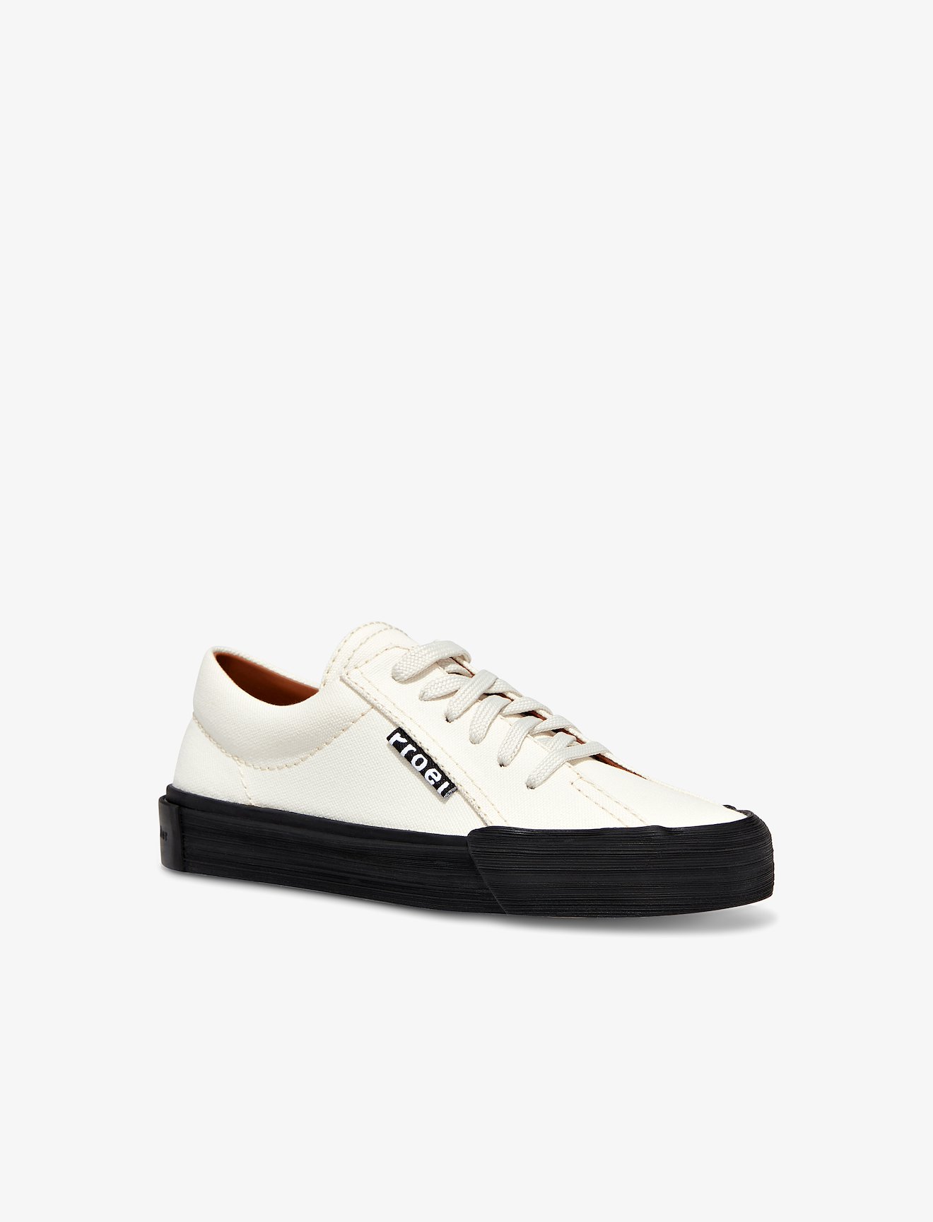 Classic Sneaker #1