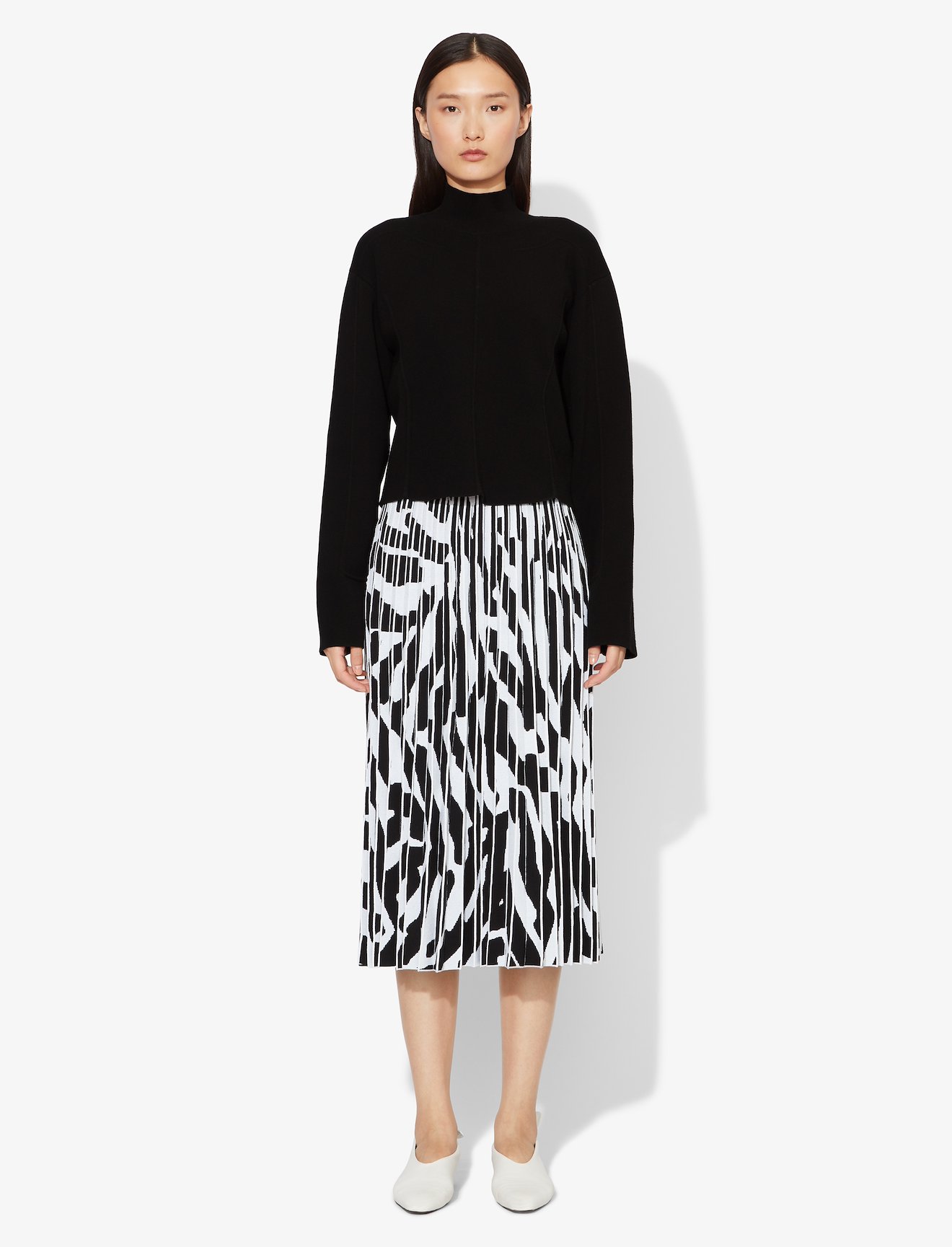 Contour Cropped Mockneck Compact Knit Pullover #1