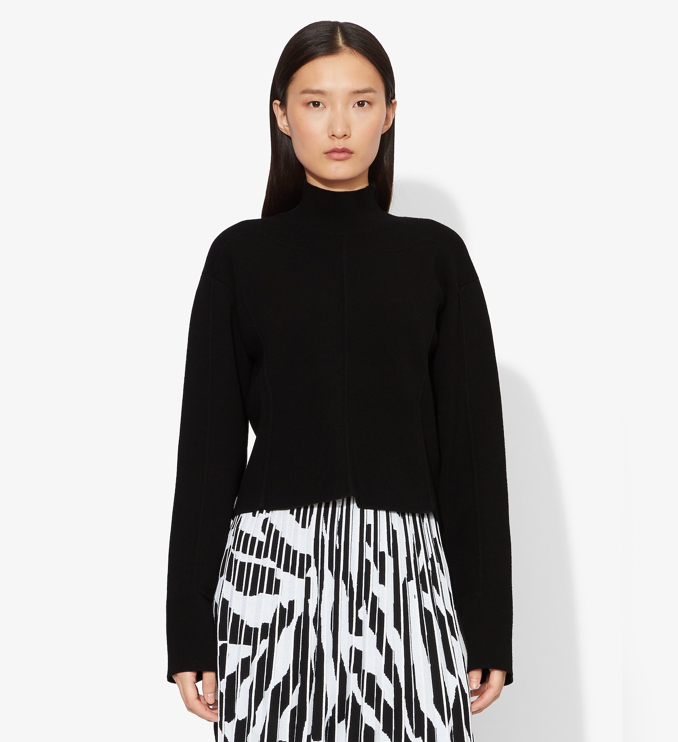 Contour Cropped Mockneck Compact Knit Pullover