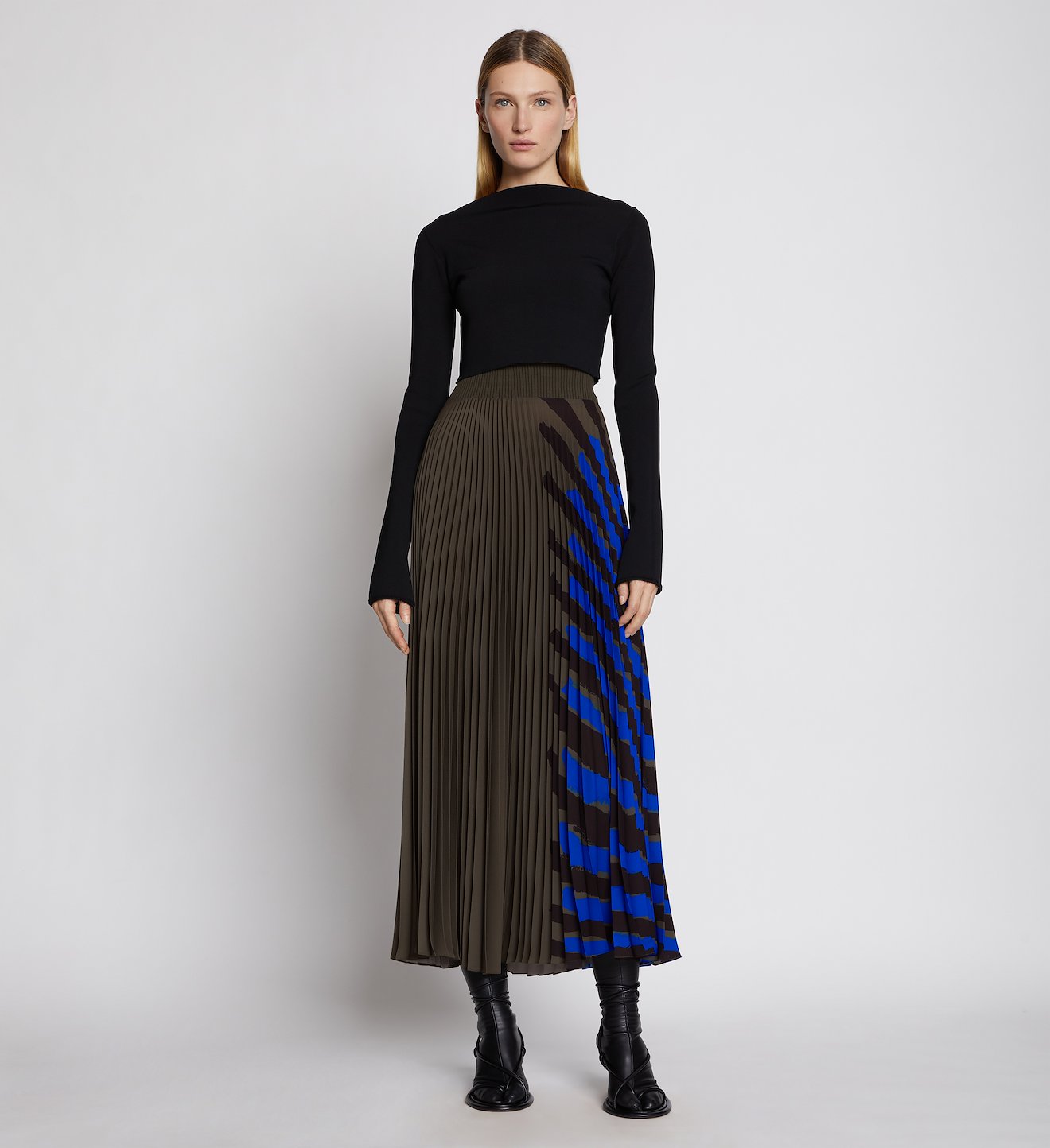 Crepe Pleated Stripe Skirt