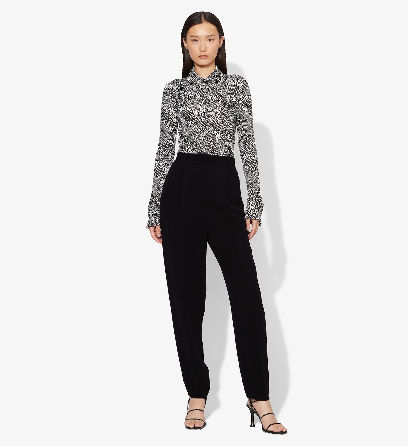 Crepe Pleated Tapered Pants