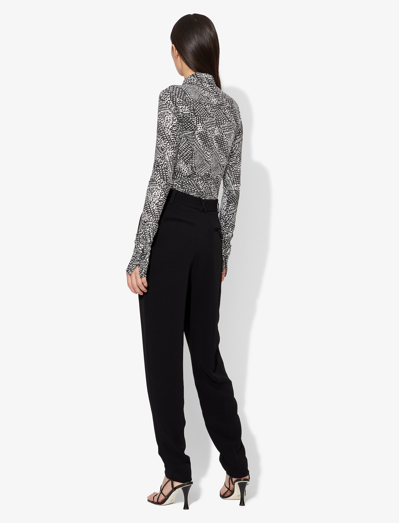 Crepe Pleated Tapered Pants #2