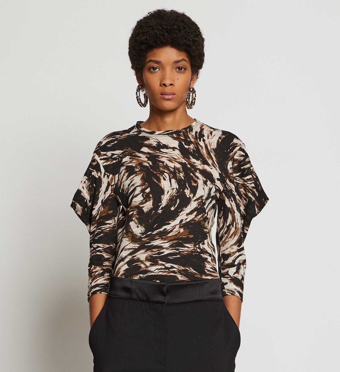 Feather Print Puff Sleeve T-Shirt