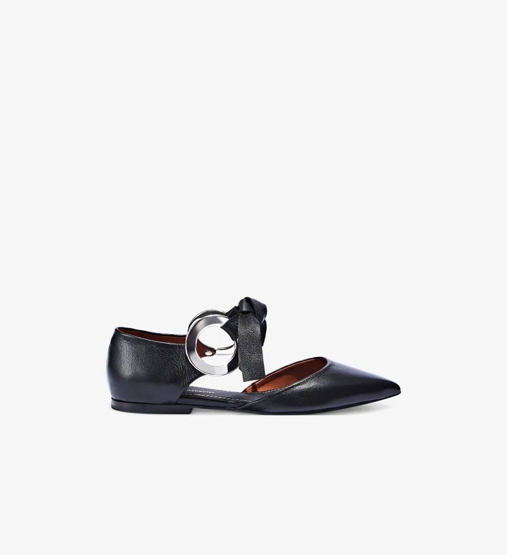 Grommet D'orsay Flat