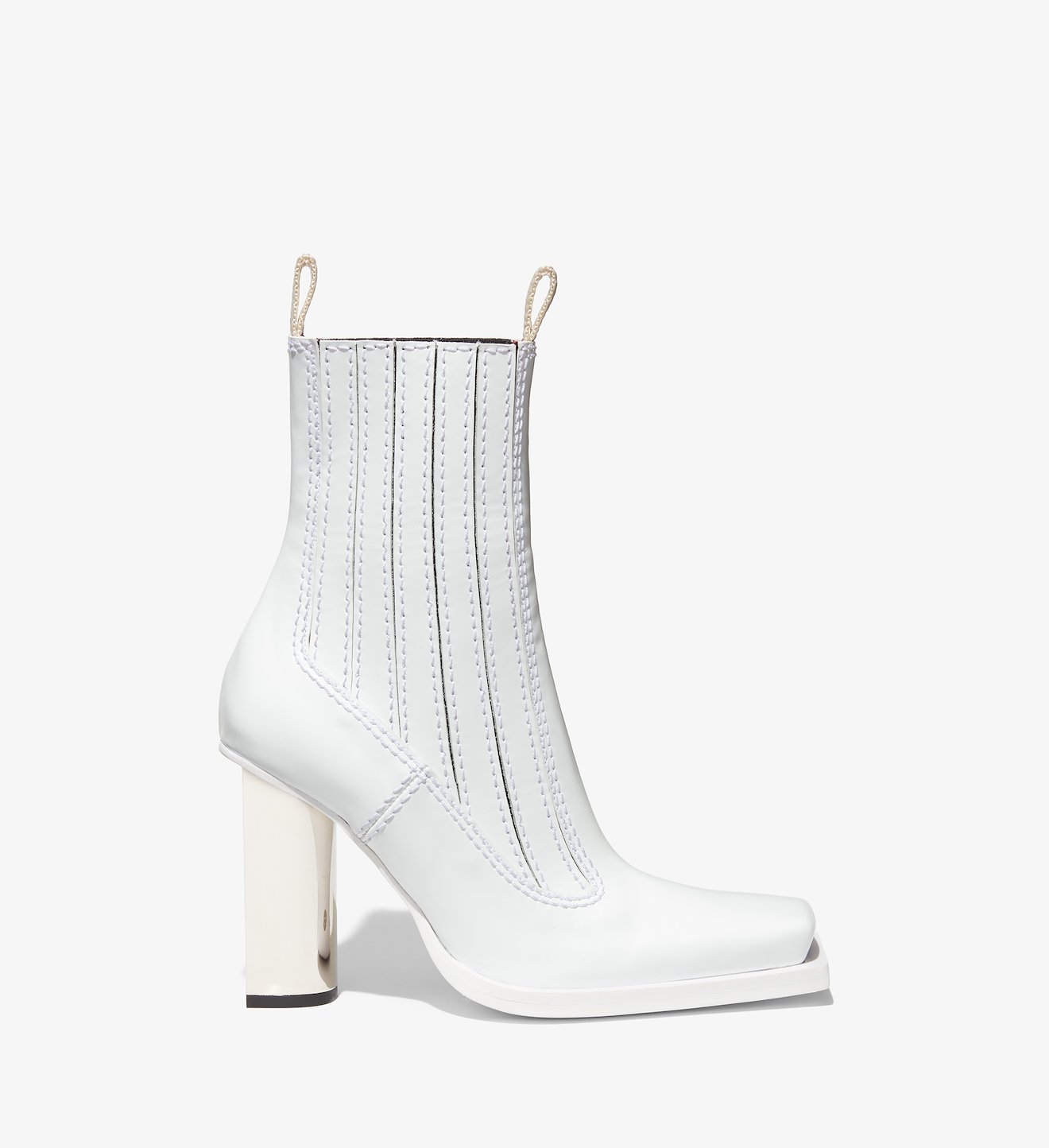 high-heel Chelsea boots