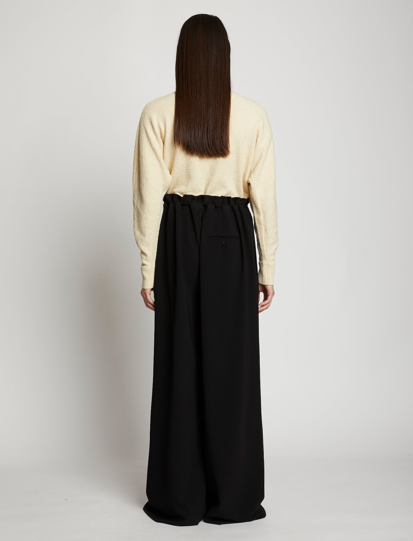 Matte Crepe Gathered Pants #2