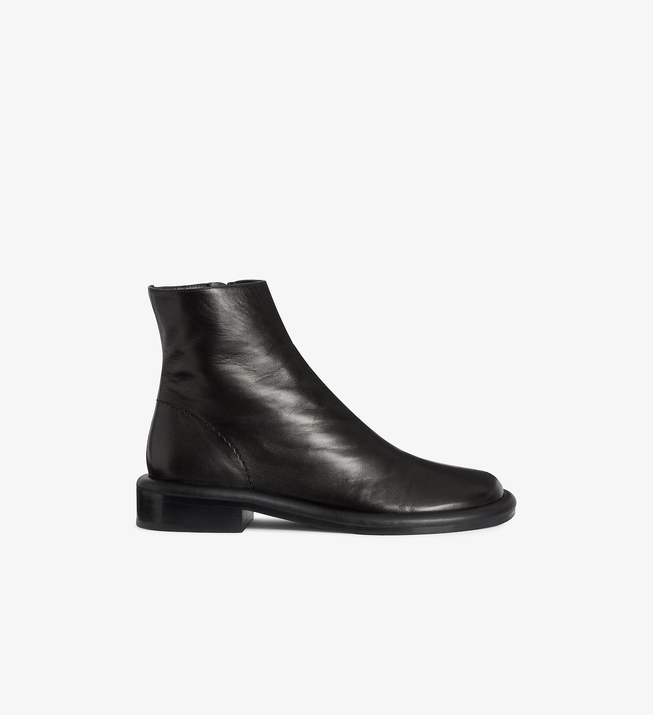 Pipe Ankle Boots
