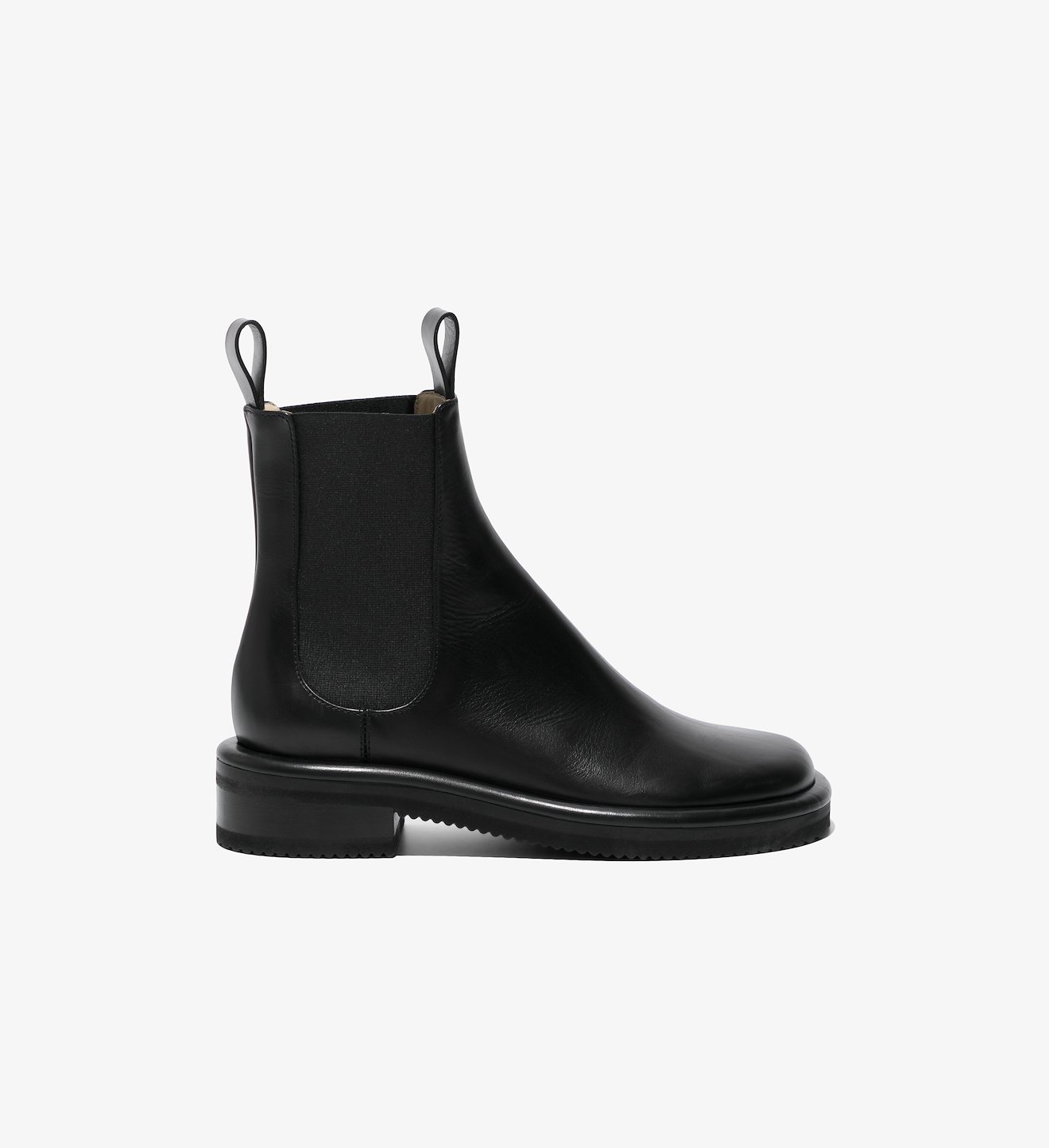 Pipe Chelsea Boots