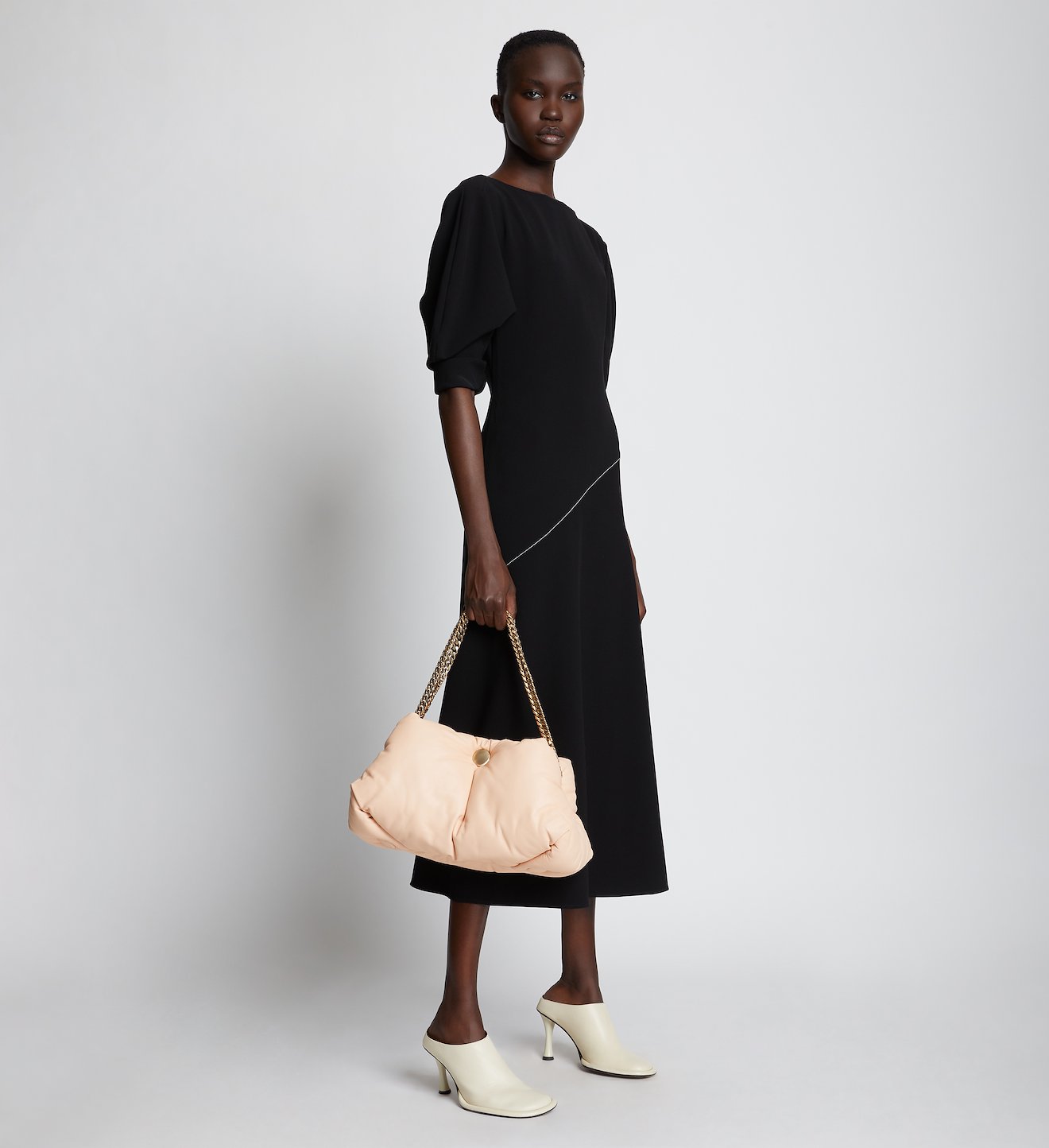 Puffy Chain Tobo Bag