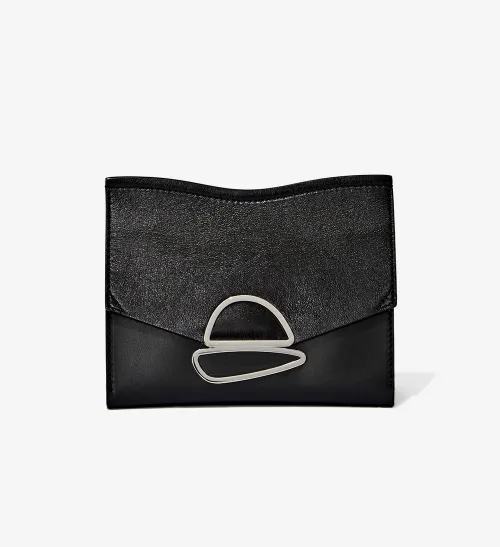 Small Curl Chain Clutch