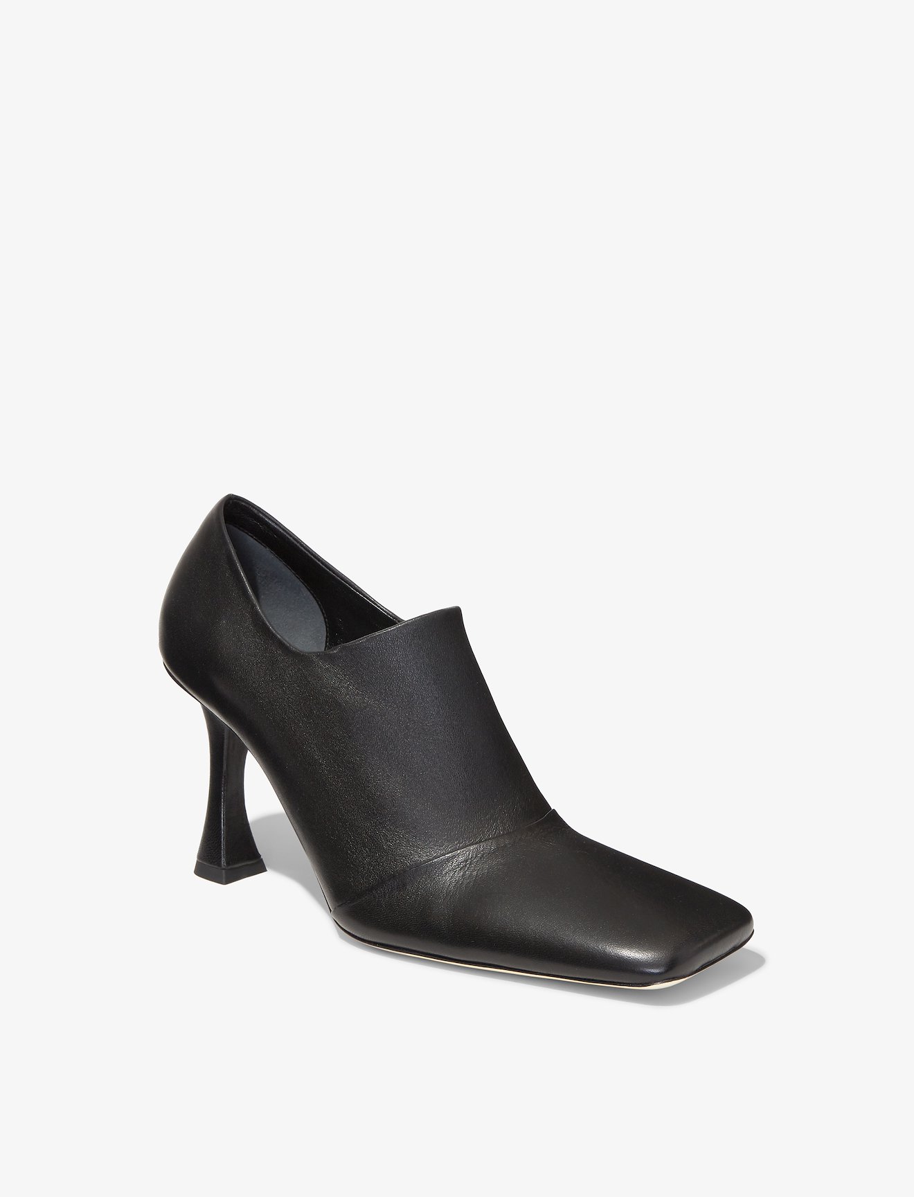 Square Pumps #1