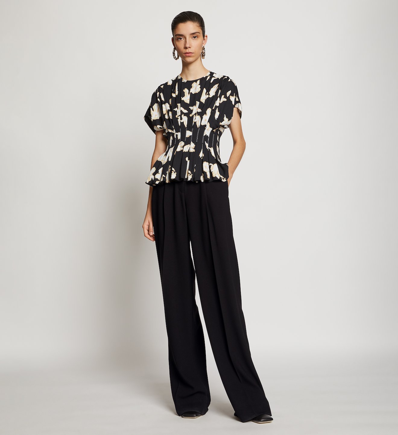 Textured Crepe High Waisted Pants