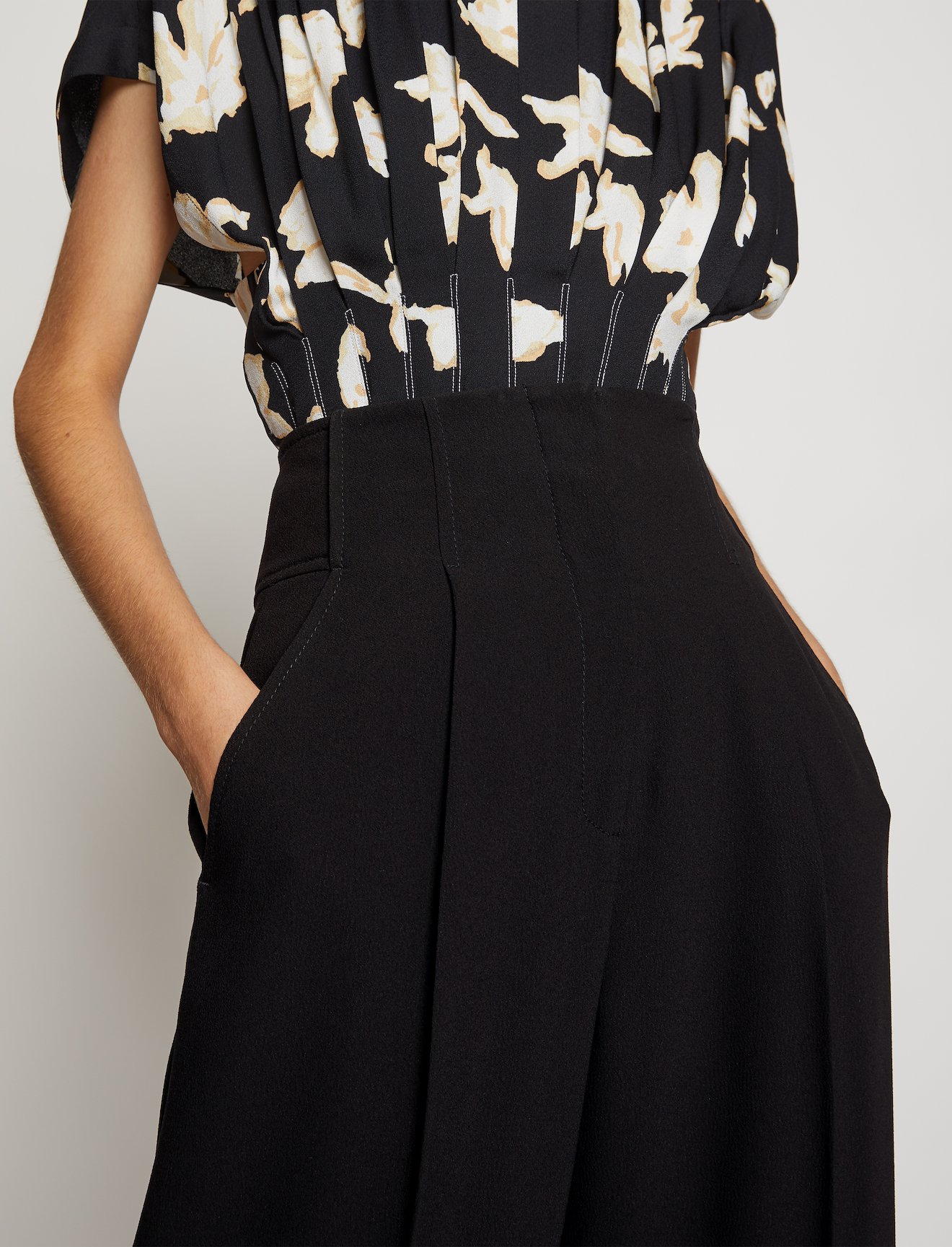 Textured Crepe High Waisted Pants #3