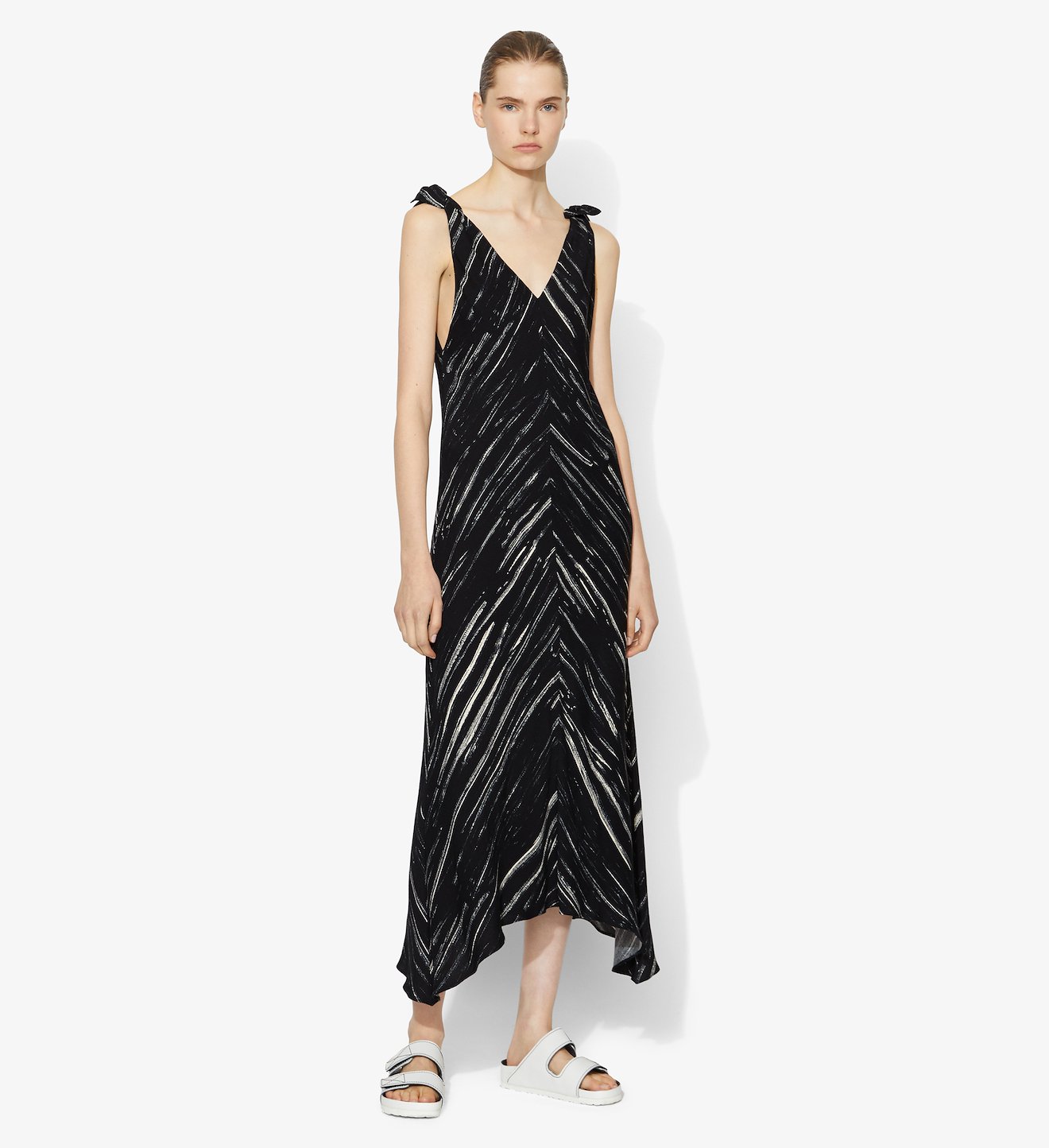 Brushstroke Printed Sleeveless Knot Dress