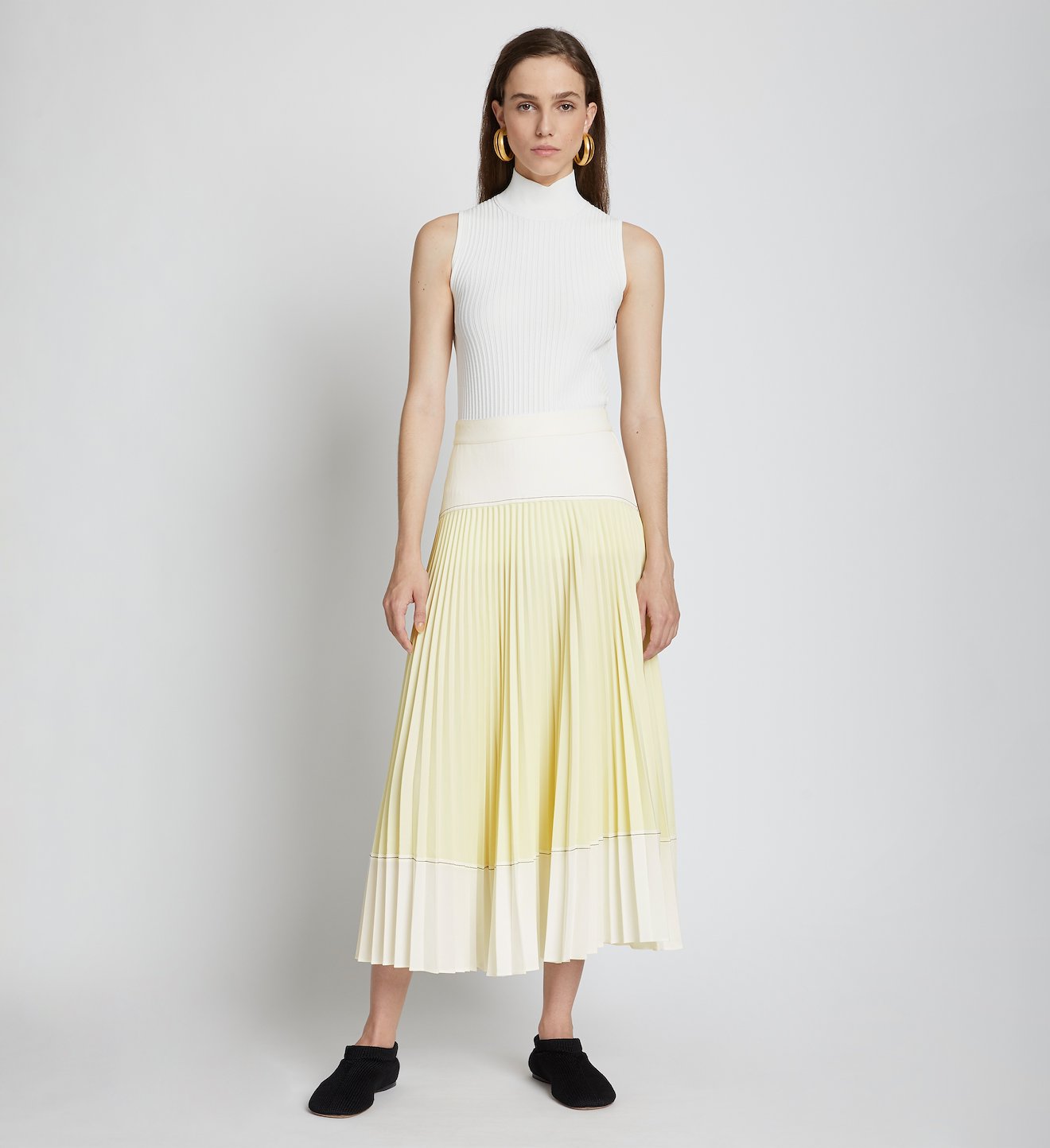 Crepe Colorblock Pleated Skirt