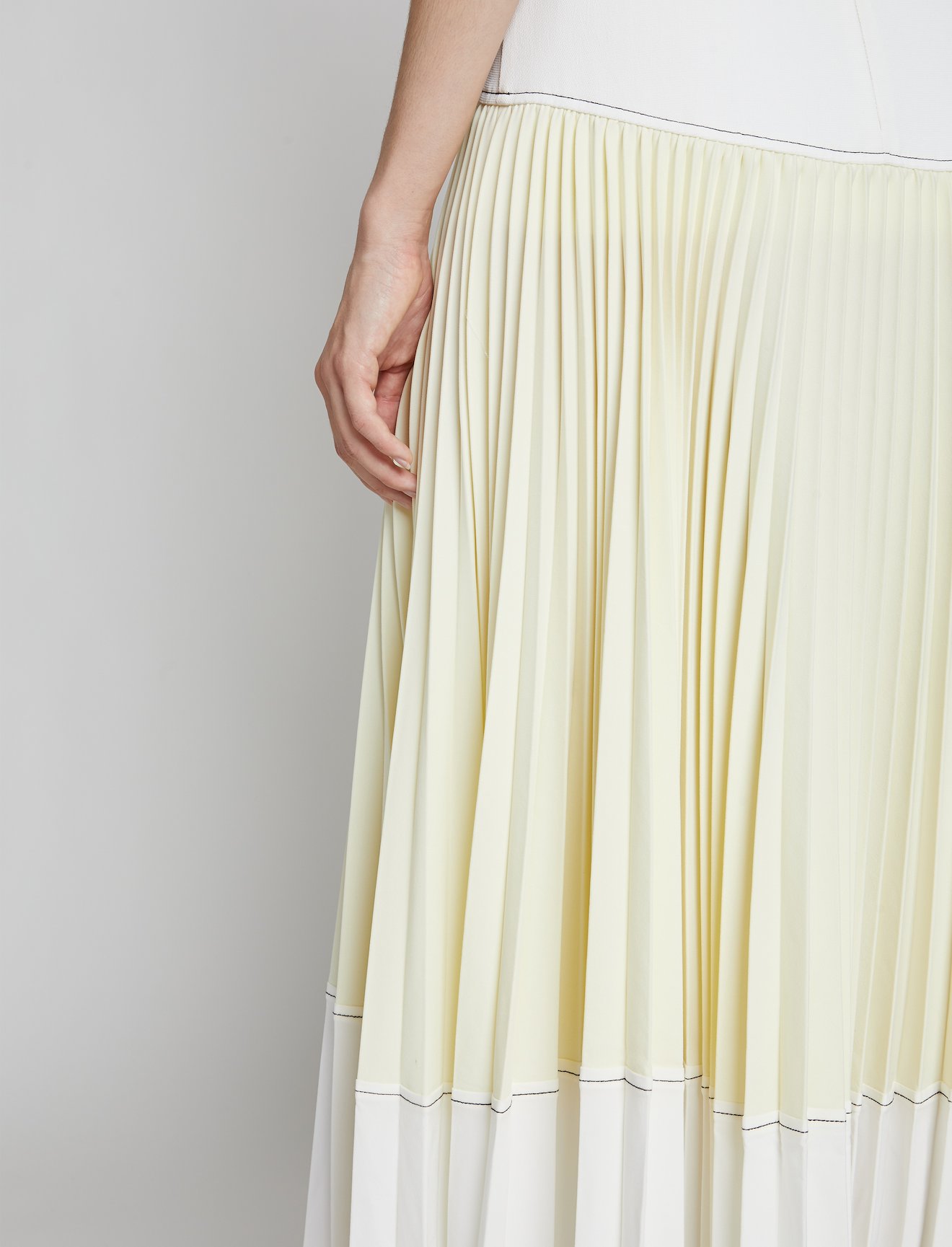 Crepe Colorblock Pleated Skirt #3