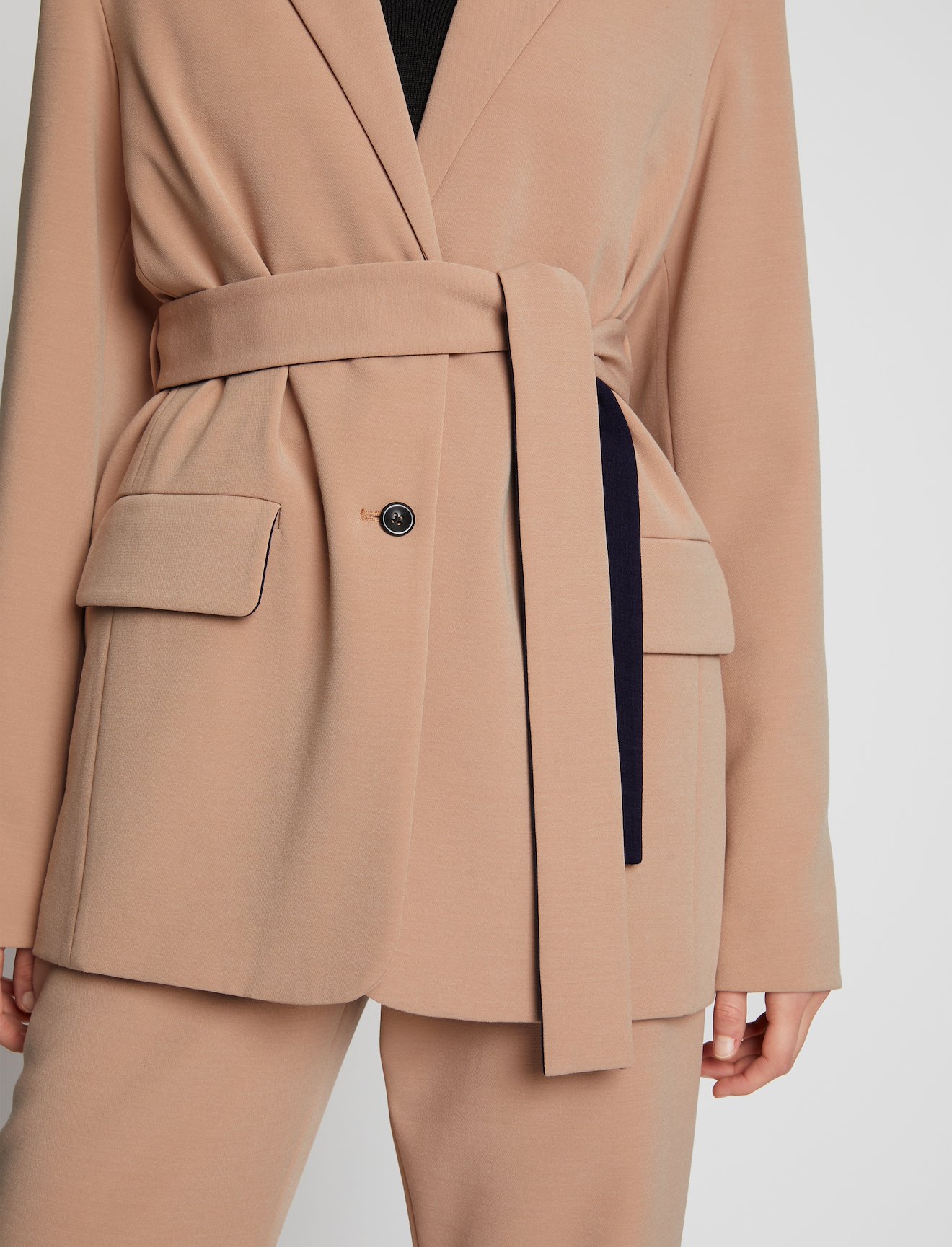Crepe Suiting Blazer #4