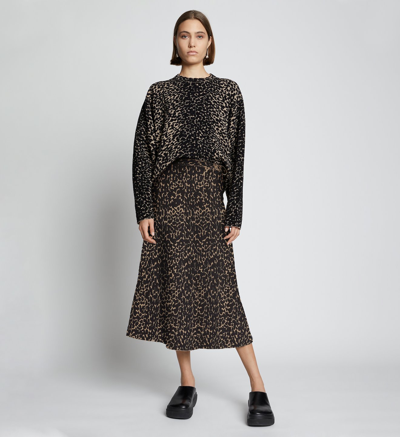 Dot Jacquard Knit Skirt