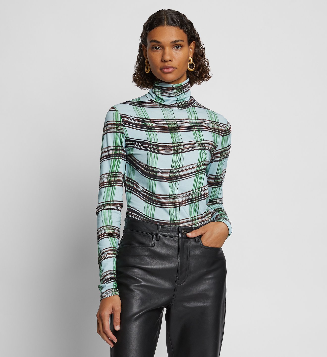 Wavy Plaid Turtleneck Top
