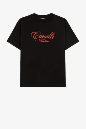 chaqueta con logo estampado