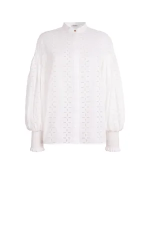 Chemise à broderie anglaise