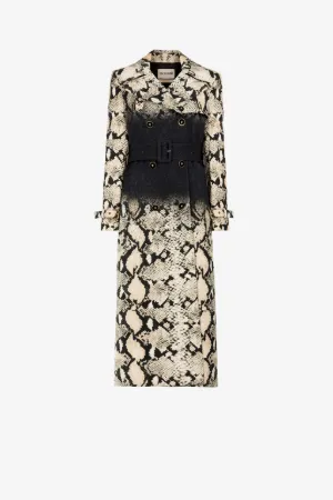 Gabardina con estampado Python