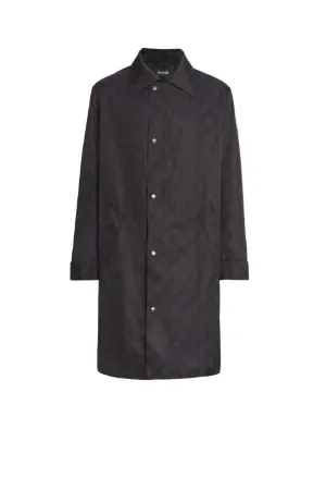 Imperméable à symboles porte-bonheur