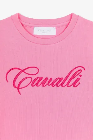 camiseta con logo estampado