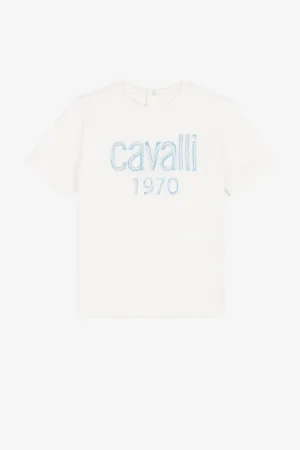 camiseta con logo estampado