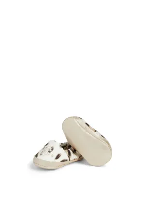 Embroidered animalier print crib shoes