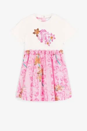 vestido con monograma bordado y manga corta