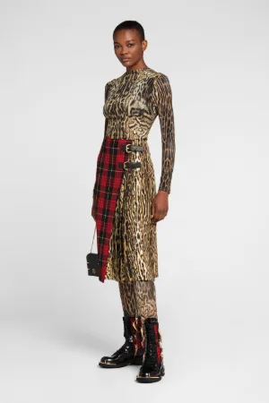 Jupe à imprimés tartan et ocelot