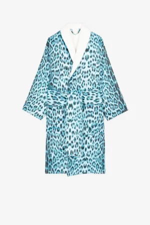 leopard-print robe