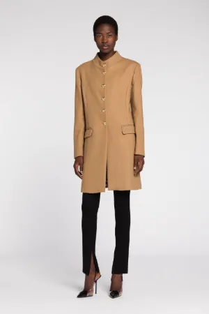 Manteau à boutonnage simple